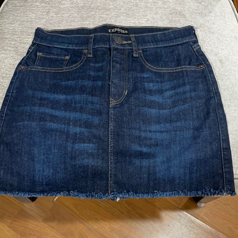 Women’s jean skirt